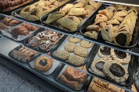 Ola Afrik Patisserie photo 3